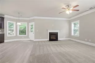318 Corine Ct, Lawrenceville, GA 30045 - Photo 10