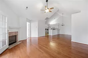 19108 Harvest Ridge Ln, Johns Creek, GA 30022 - Photo 6