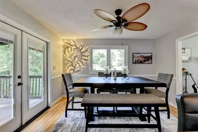 6224 Ivy Springs Drive, Flowery Branch, GA 30542 - Photo 8