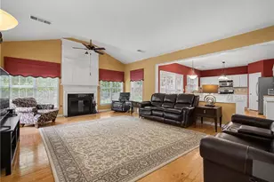 119 Normandy Dr, Woodstock, GA 30188 - Photo 4