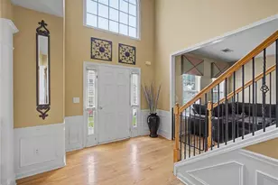 119 Normandy Dr, Woodstock, GA 30188 - Photo 2