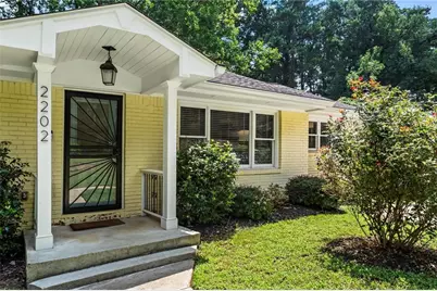 2202 Lilac Lane, Decatur, GA 30032 - Photo 2
