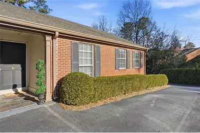 5375 Roswell Road #B1, Sandy Springs, GA 30342 - Photo 2