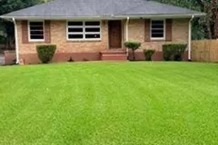 2693 Ellen Wy, Decatur, GA 30032 - Photo 2