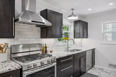 2440 Cove Circle NE, Atlanta, GA 30319 - Photo 10