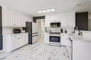 3382 Summit Glen Dr, Loganville, GA 30052 - Photo 4