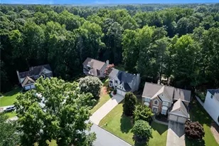 185 Gainford Ct, Johns Creek, GA 30097 - Photo 2