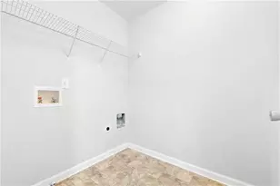 3993 Isaac Ct, Lilburn, GA 30047 - Photo 32