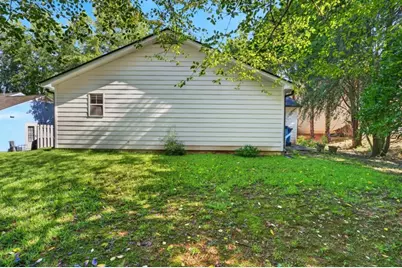 2558 Candlewood Way, Lawrenceville, GA 30044 - Photo 26