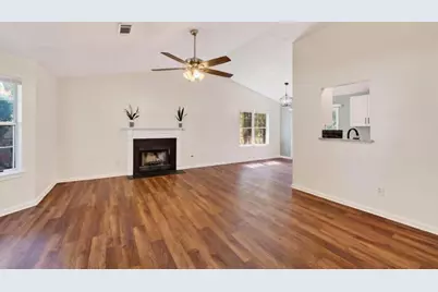 2558 Candlewood Way, Lawrenceville, GA 30044 - Photo 6