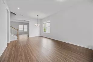 3718 Annsbury Ct, Lilburn, GA 30047 - Photo 4