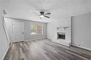 2897 Spruce Cir, Snellville, GA 30078 - Photo 6