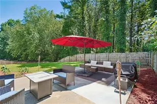 1077 Woodsong Pass Ct, Lawrenceville, GA 30043 - Photo 4