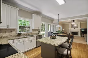 1030 Knoll Terrace, Roswell, GA 30075 - Photo 12