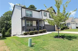 5634 Cricket Melody Ln, Flowery Branch, GA 30542 - Photo 2