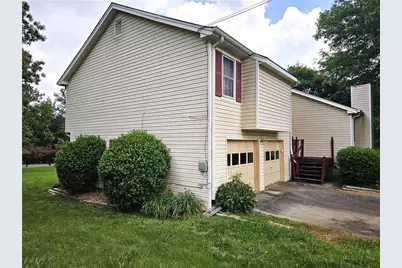 989 Gate Post Land, Lawrenceville, GA 30044 - Photo 4