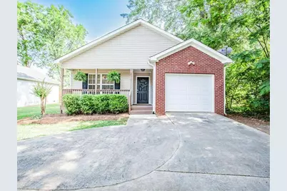 211 South Street, Carrollton, GA 30117 - Photo 2