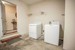 211 South St, Carrollton, GA 30117 - Photo 32