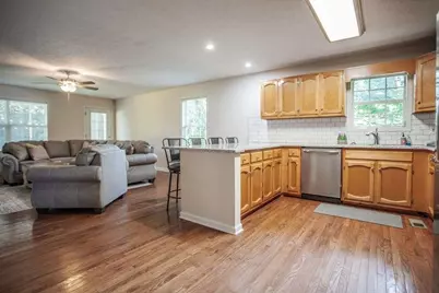 211 South Street, Carrollton, GA 30117 - Photo 6