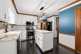 10870 Shallowford Rd, Roswell, GA 30075 - Photo 14