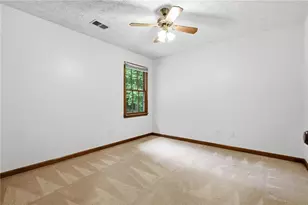 10870 Shallowford Rd, Roswell, GA 30075 - Photo 22