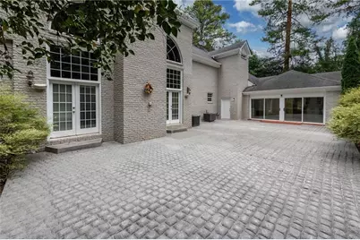 680 W Paces Ferry Road NW, Atlanta, GA 30327 - Photo 46
