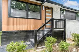 2353 Clarissa Dr NW, Atlanta, GA 30318 - Photo 10