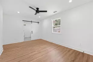 2353 Clarissa Dr NW, Atlanta, GA 30318 - Photo 30