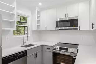 2353 Clarissa Dr NW, Atlanta, GA 30318 - Photo 28