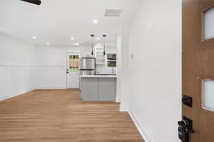 2353 Clarissa Dr NW, Atlanta, GA 30318 - Photo 24
