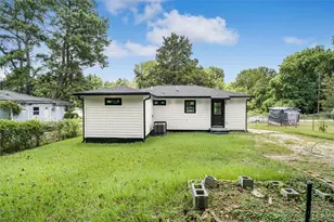 2353 Clarissa Dr NW, Atlanta, GA 30318 - Photo 8