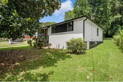 2353 Clarissa Drive NW, Atlanta, GA 30318 - Photo 4
