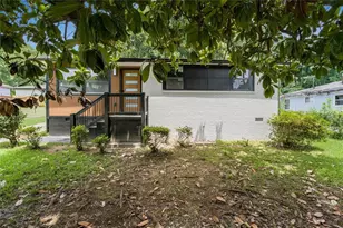 2353 Clarissa Dr NW, Atlanta, GA 30318 - Photo 6