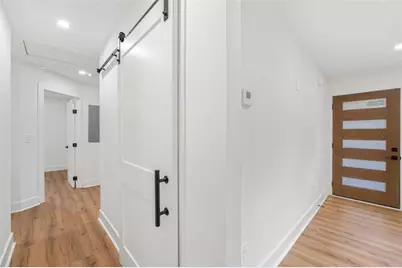 2353 Clarissa Drive NW, Atlanta, GA 30318 - Photo 16