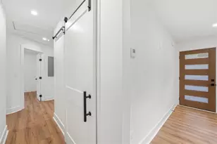 2353 Clarissa Dr NW, Atlanta, GA 30318 - Photo 16