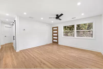 2353 Clarissa Drive NW, Atlanta, GA 30318 - Photo 14