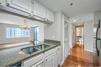 3481 Lakeside Drive NE #2603, Atlanta, GA 30326 - Photo 4