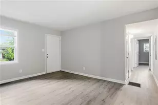 341 Roxbury Dr, Riverdale, GA 30274 - Photo 10