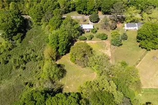 151 Ginn St, Carnesville, GA 30521 - Photo 38
