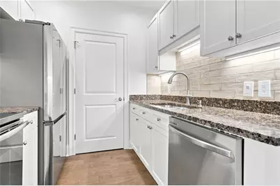 325 E Paces Ferry Road NE #704, Atlanta, GA 30305 - Photo 8