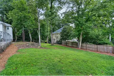 1220 Roxboro Drive NE, Atlanta, GA 30324 - Photo 18