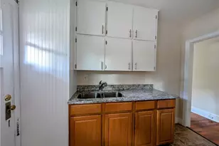 1761 John Calvin Ave, Atlanta, GA 30337 - Photo 10
