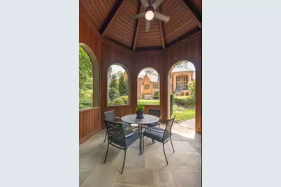 [Address not provided], Atlanta, GA 30342 - Photo 10