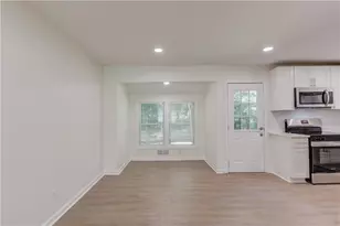 1381 Timbercrest Dr, Lawrenceville, GA 30045 - Photo 6