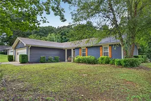 1938 Brandy Woods Dr SE, Conyers, GA 30013 - Photo 2
