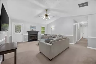1938 Brandy Woods Dr SE, Conyers, GA 30013 - Photo 8