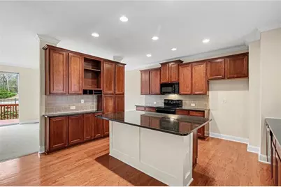 2707 Hallwood Lane, Suwanee, GA 30024 - Photo 8