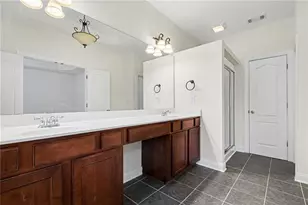 2707 Hallwood Ln, Suwanee, GA 30024 - Photo 14