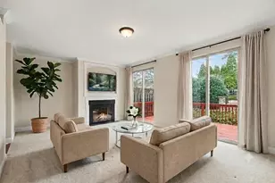 2707 Hallwood Ln, Suwanee, GA 30024 - Photo 2