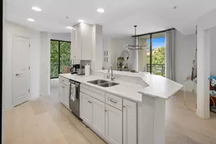 3040 Peachtree Rd NW, Atlanta, GA 30305 - Photo 4